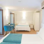 奥拉图酒店 扎鲁亚斯