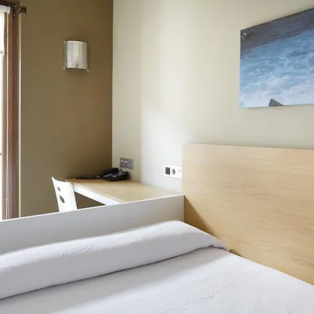 Hotel Olatu *